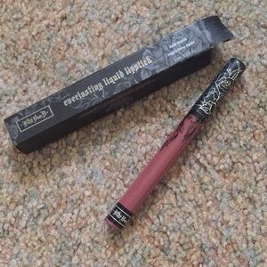 Kat Von D everlasting liquid lipstick in Lolita